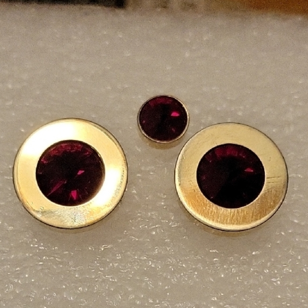 Silver and Red Stone Cuff Links And Tie Pin